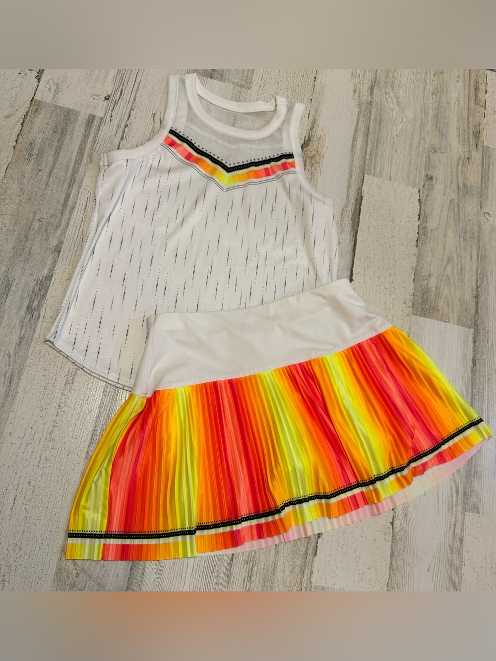 Kids Lucky in Love 2 pc. Bright Neon Top Pleated Skort Stretch Set L 14